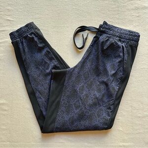 Athleta Navy & Blue Snakeskin Jogger Pants